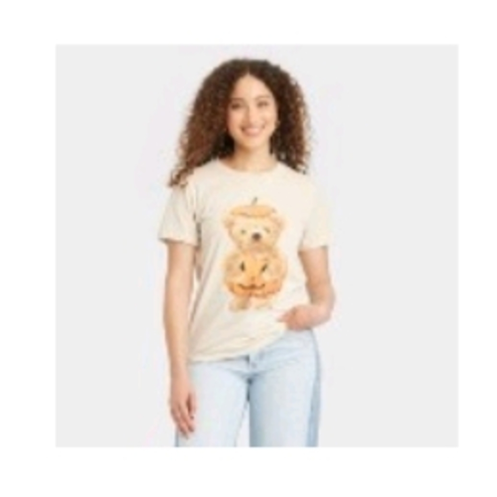 Viral Target Tee with Teddy Bear Pumpkin